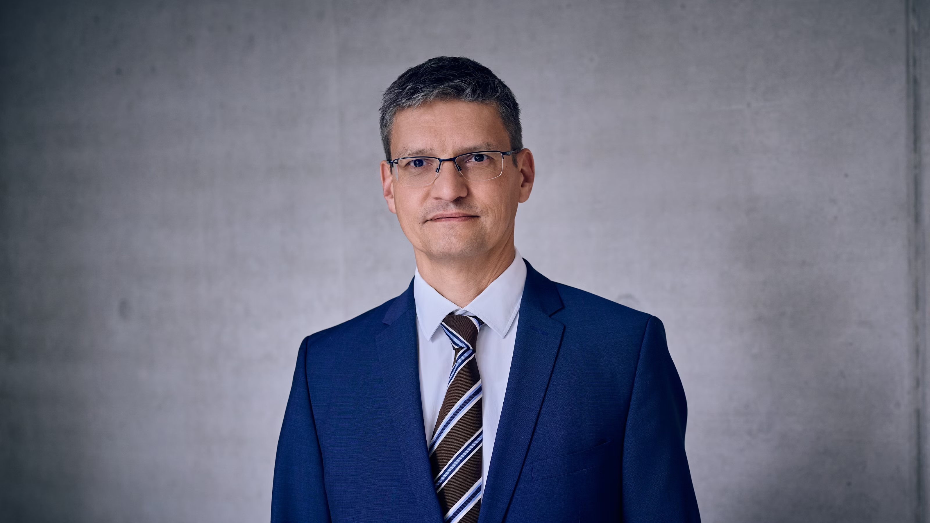 Description of Image